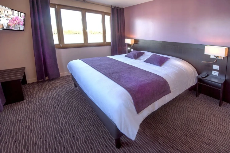 Standard Double room with view