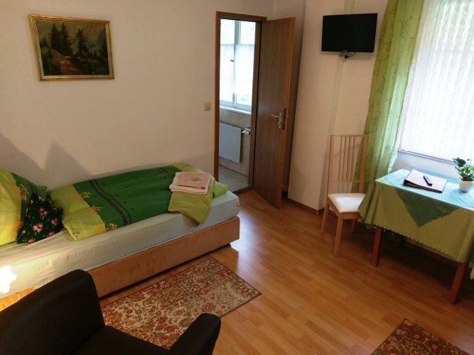 Standard Triple Family room