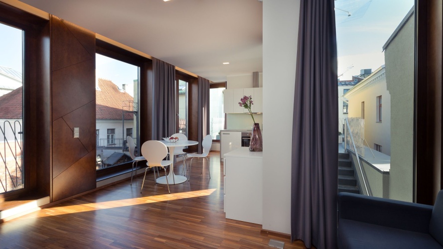 Double Apartment with courtyard view