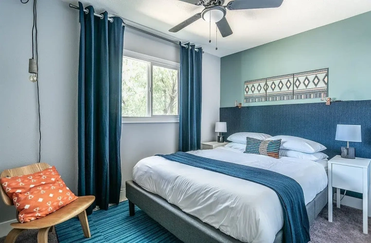 4 Bedrooms Cottage