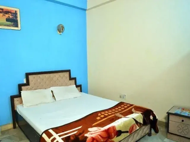 Economy room