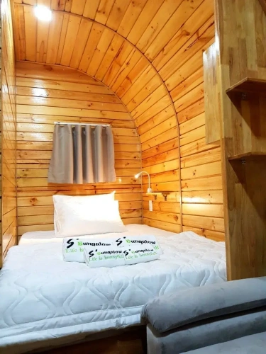 Deluxe Double room with pool view