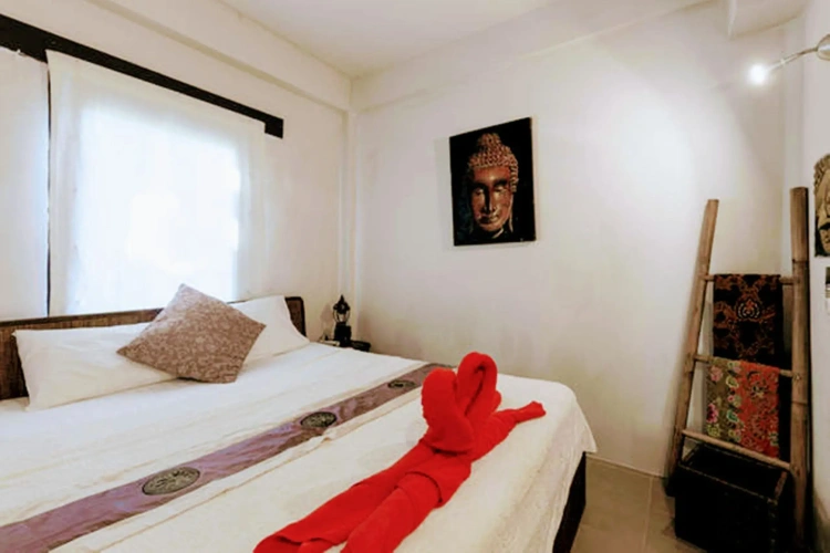 2 Bedrooms Villa with garden view