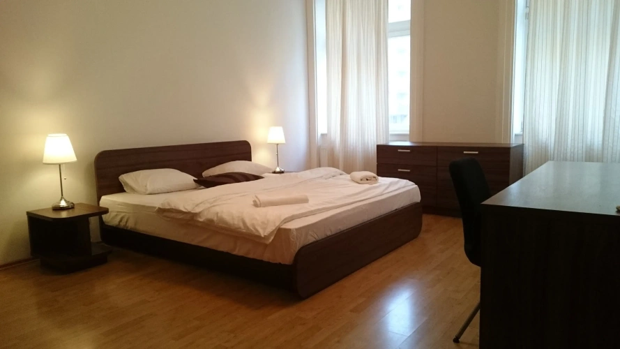 1 Bedroom Luxury Apartment with balcony