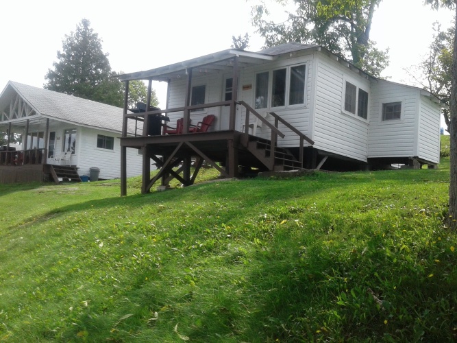 3 Bedrooms Cottage