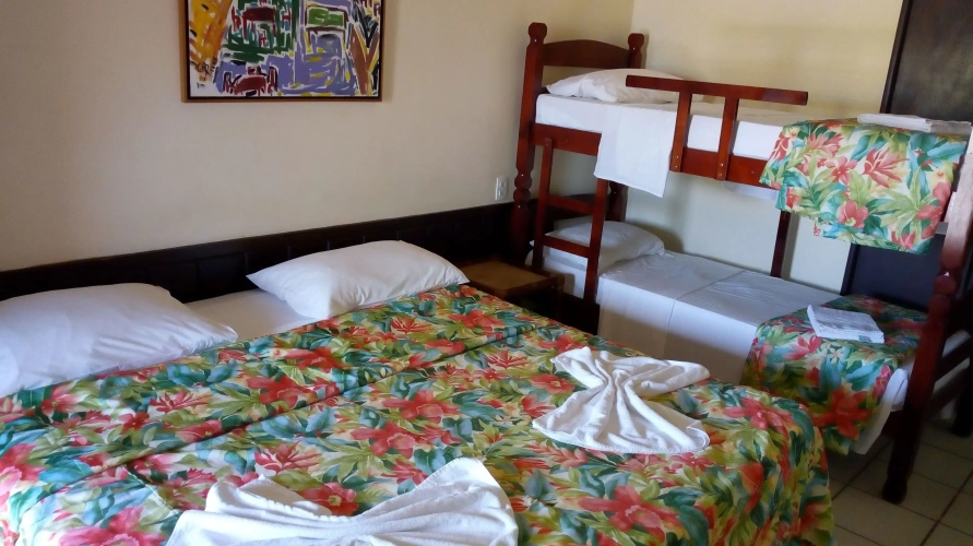 Quadruple Family Suite