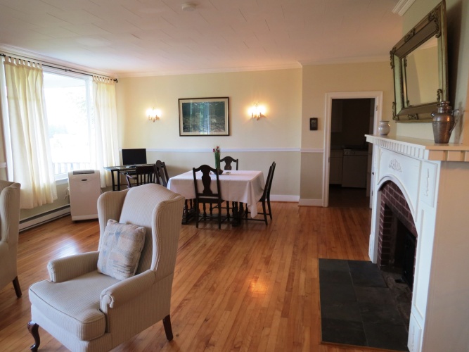 Sextuple Suite