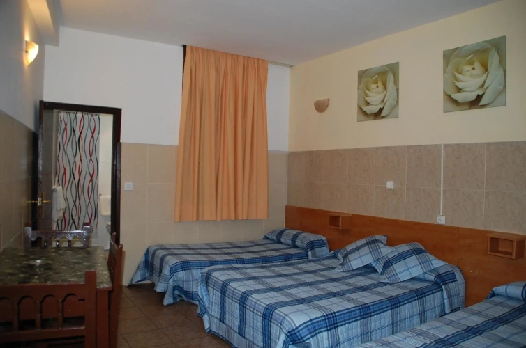 Triple room