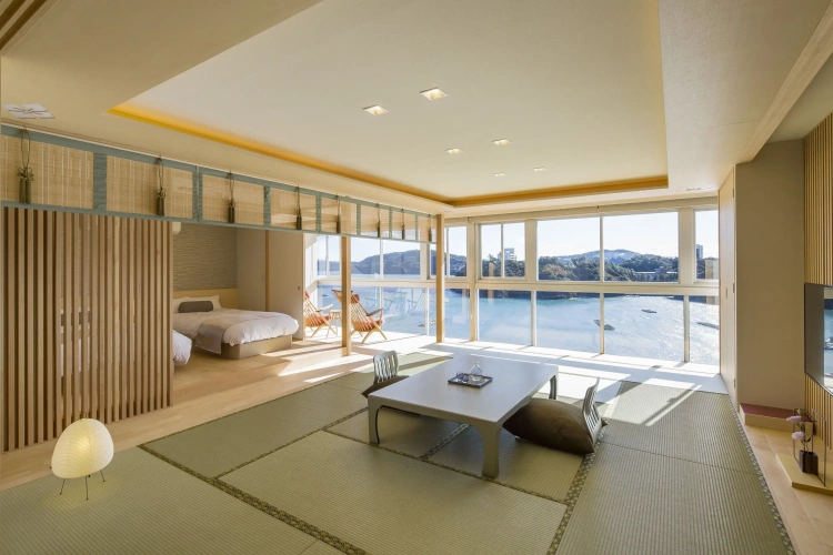 Standard Twin room with ocean view