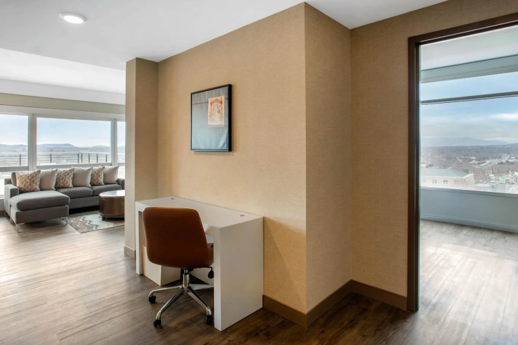 Suite