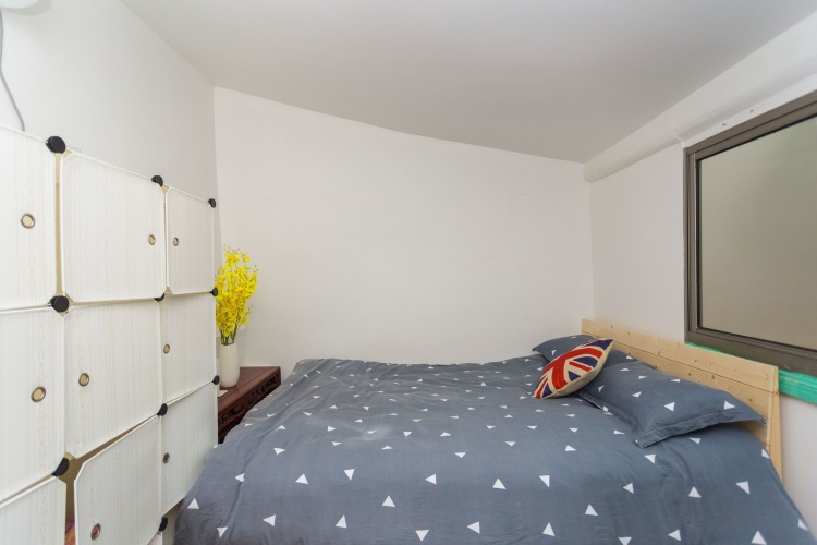 2 Bedrooms Quadruple Apartment
