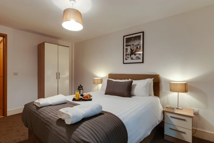 1 Bedroom Apartment