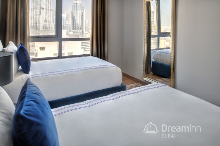 4 Bedrooms Grand Apartment