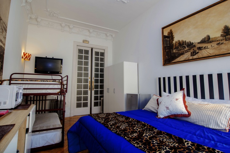 1 Bedroom Deluxe Double room with city view