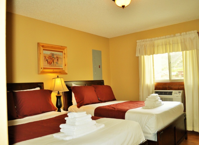 2 Bedrooms Standard Family Basement room