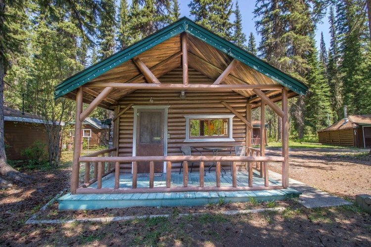 Standard Family room with mountain view