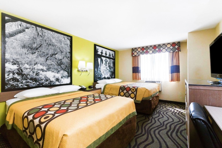 Standard Quadruple room