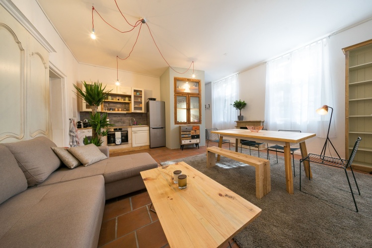 1 Bedroom Apartment