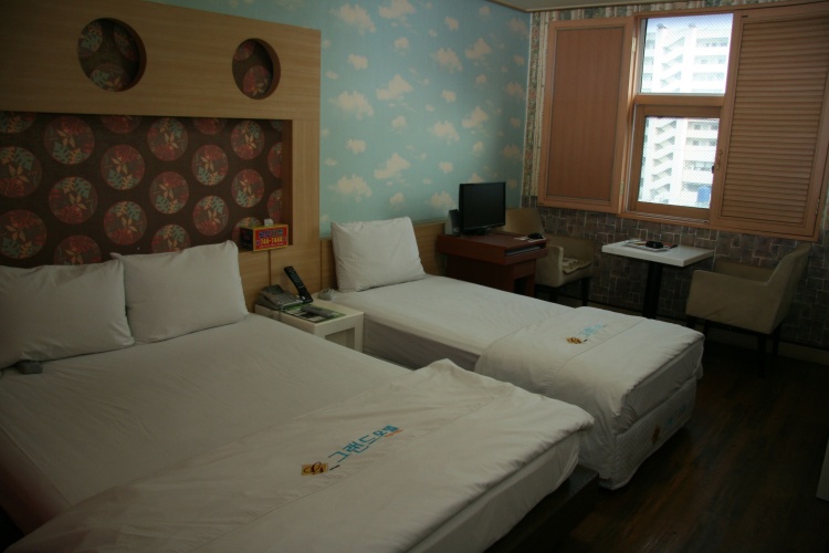 Standard Twin room