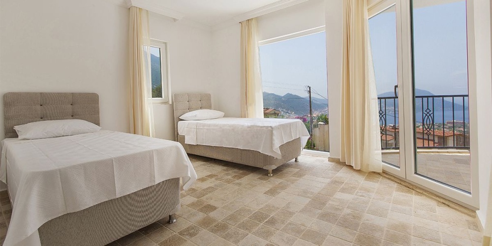 5 Bedrooms Deluxe Villa