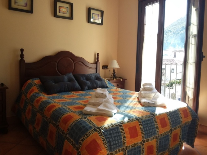 3 Bedrooms Apartment with mountain view