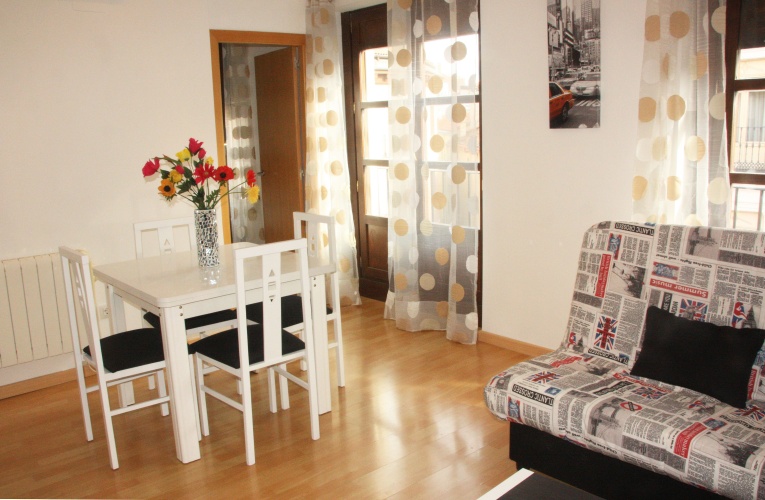 1 Bedroom Apartment