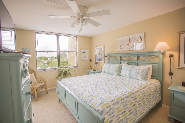 2 Bedrooms Standard Club room with balcony