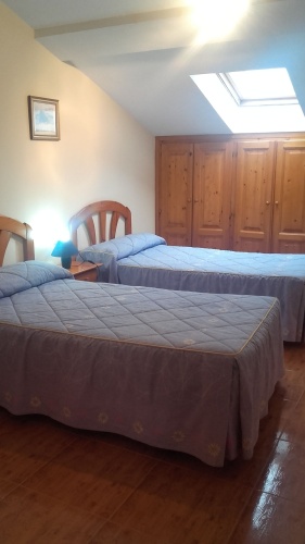 4 Bedrooms Cottage with garden view