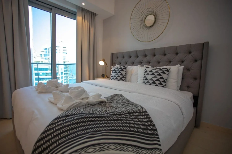 2 Bedrooms Apartment