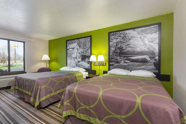 Standard Quadruple room