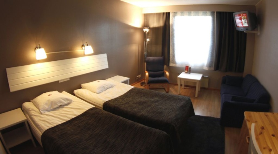 Standard Twin room with balcony