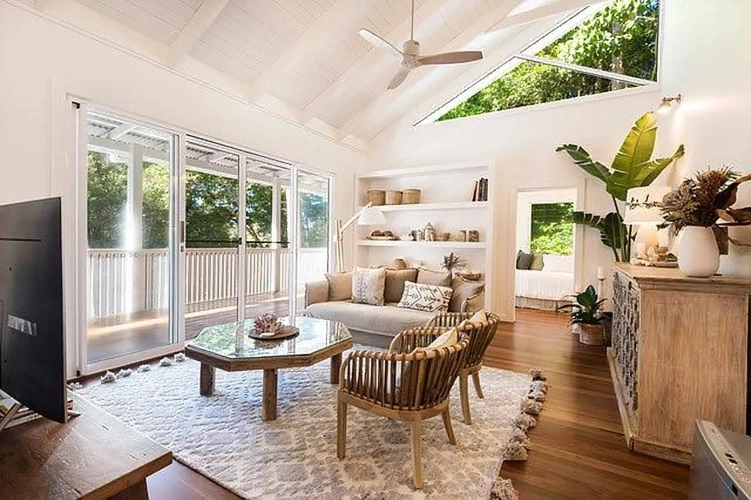 4 Bedrooms Luxury Cottage with garden view