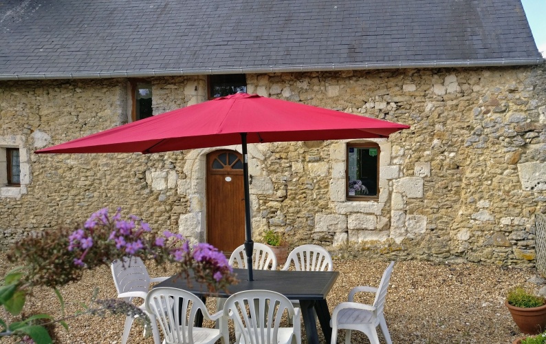 3 Bedrooms Cottage with garden view