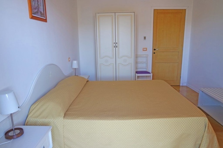 1 Bedroom Apartment with balcony