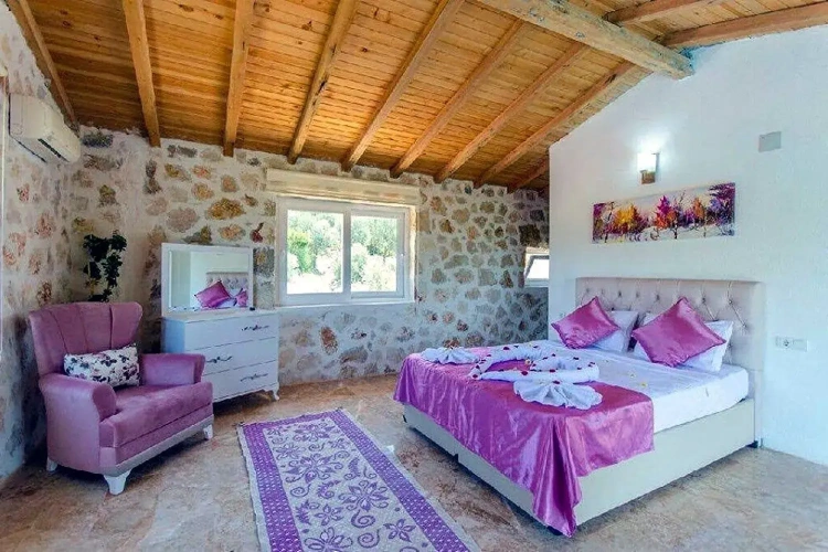 3 Bedrooms Villa