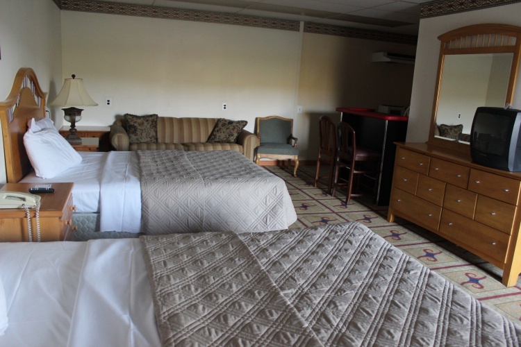 Quadruple Suite