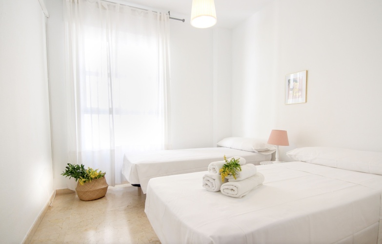 2 Bedrooms Apartment