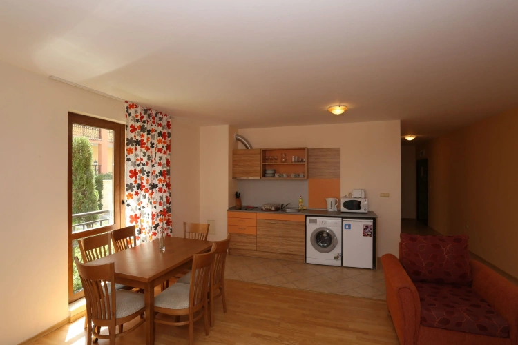 1 Bedroom Apartment with balcony