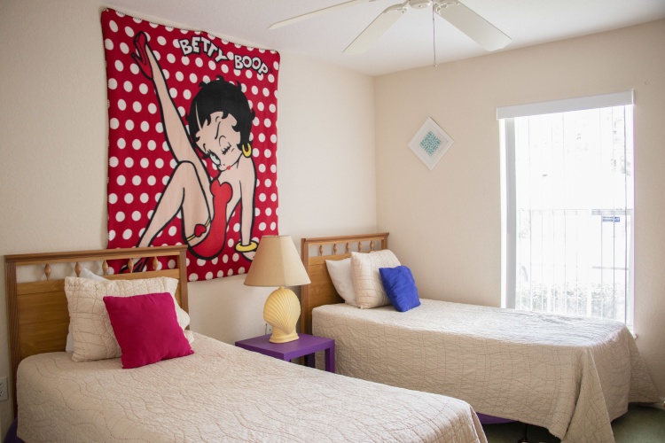 4 Bedrooms Cottage
