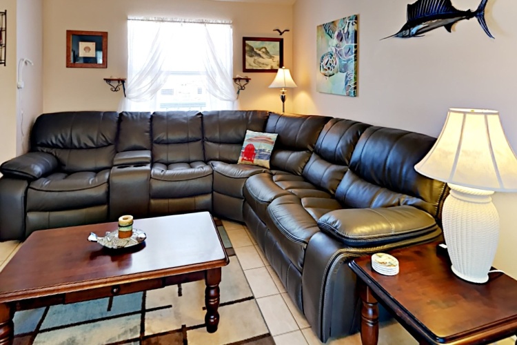 2 Bedrooms Comfort room