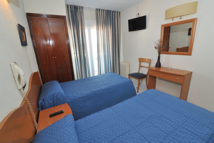 Standard Single room