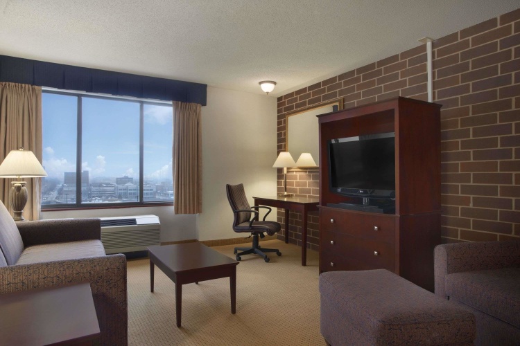 Double Suite
