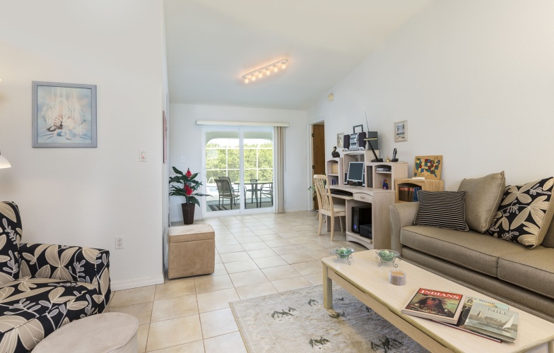 2 Bedrooms Cottage with canal view
