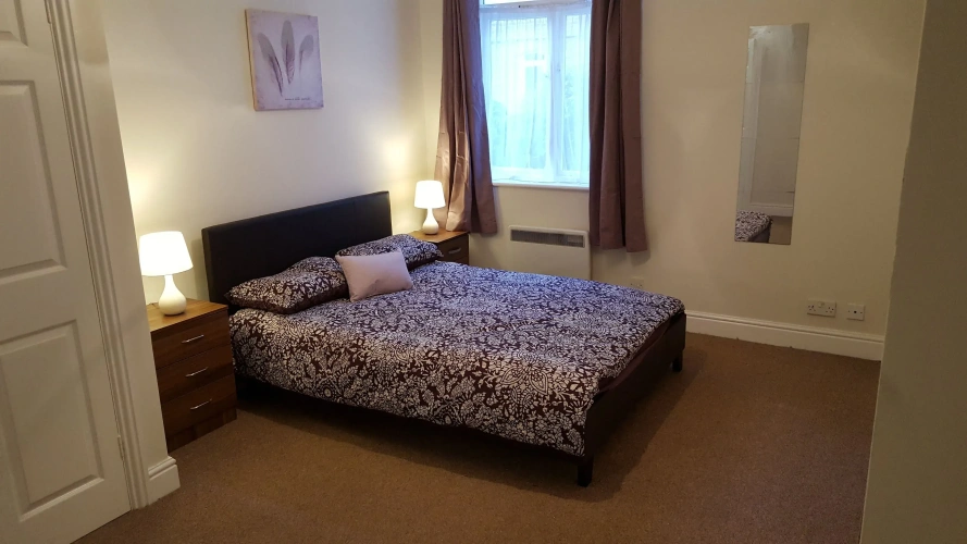 2 Bedrooms Apartment