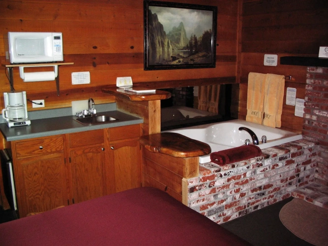 Deluxe Studio