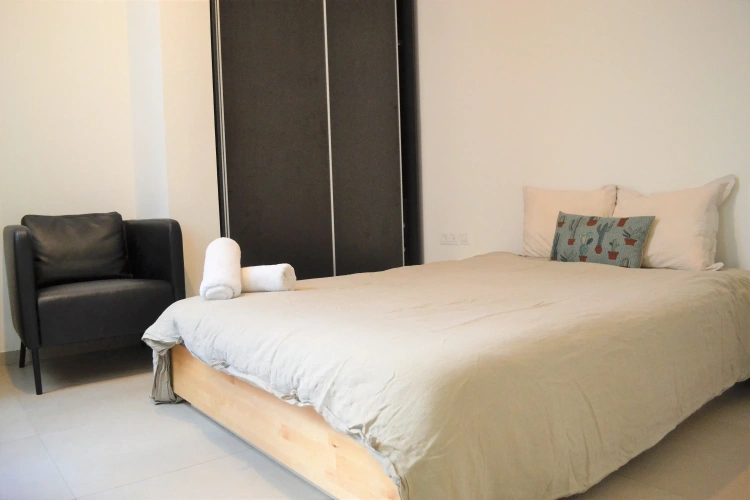 2 Bedrooms Apartment