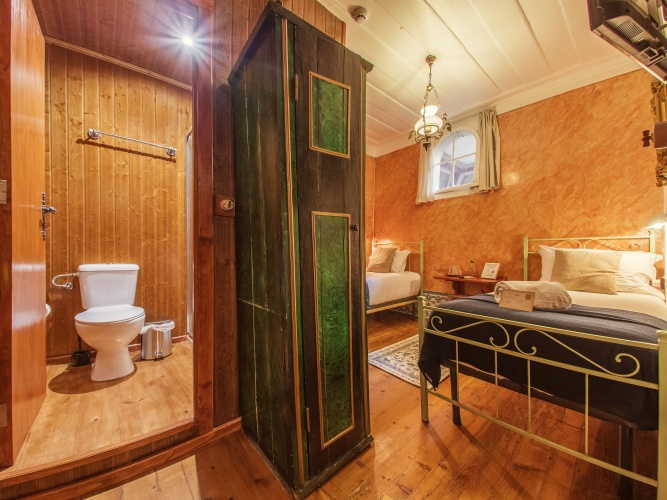 Twin room