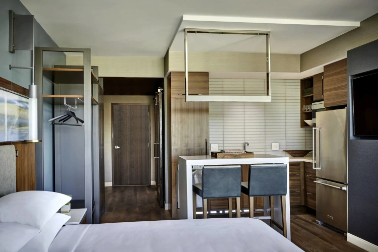 Double Suite