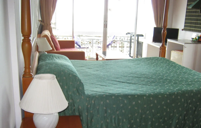 Deluxe Double room with balcony and with sea view
