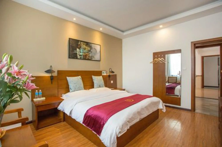Quadruple Suite